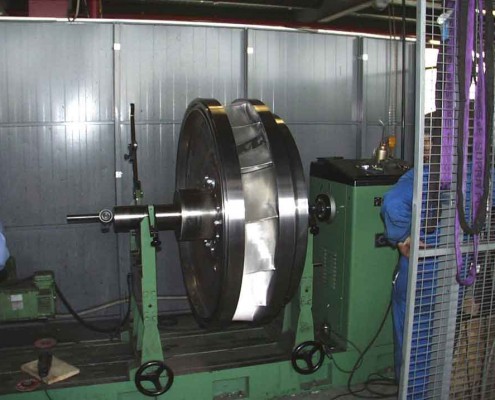 Equilibrage dynamique d'une roue Francis