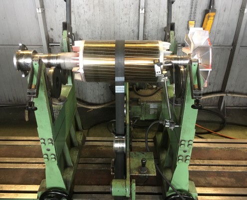 Equilibrage dynamique d'un rotor avec accouplement et hélice de refroidissement